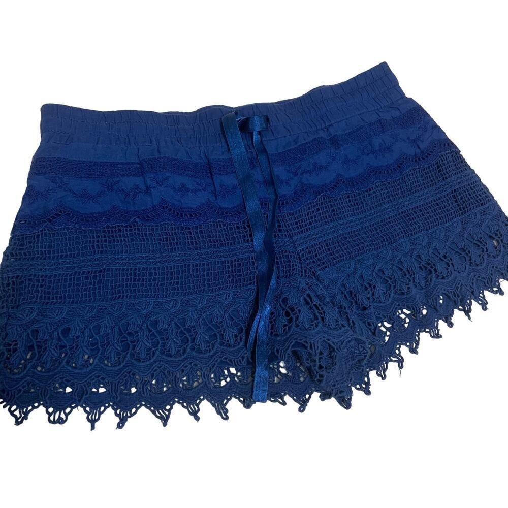 No Boundaries junior girl's shorts lace overlay size 11-13